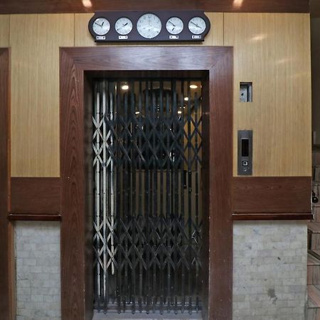 Готель Oyo Flagship 19301 Mezbaan International Naka Hindola Лакхнау Екстер'єр фото