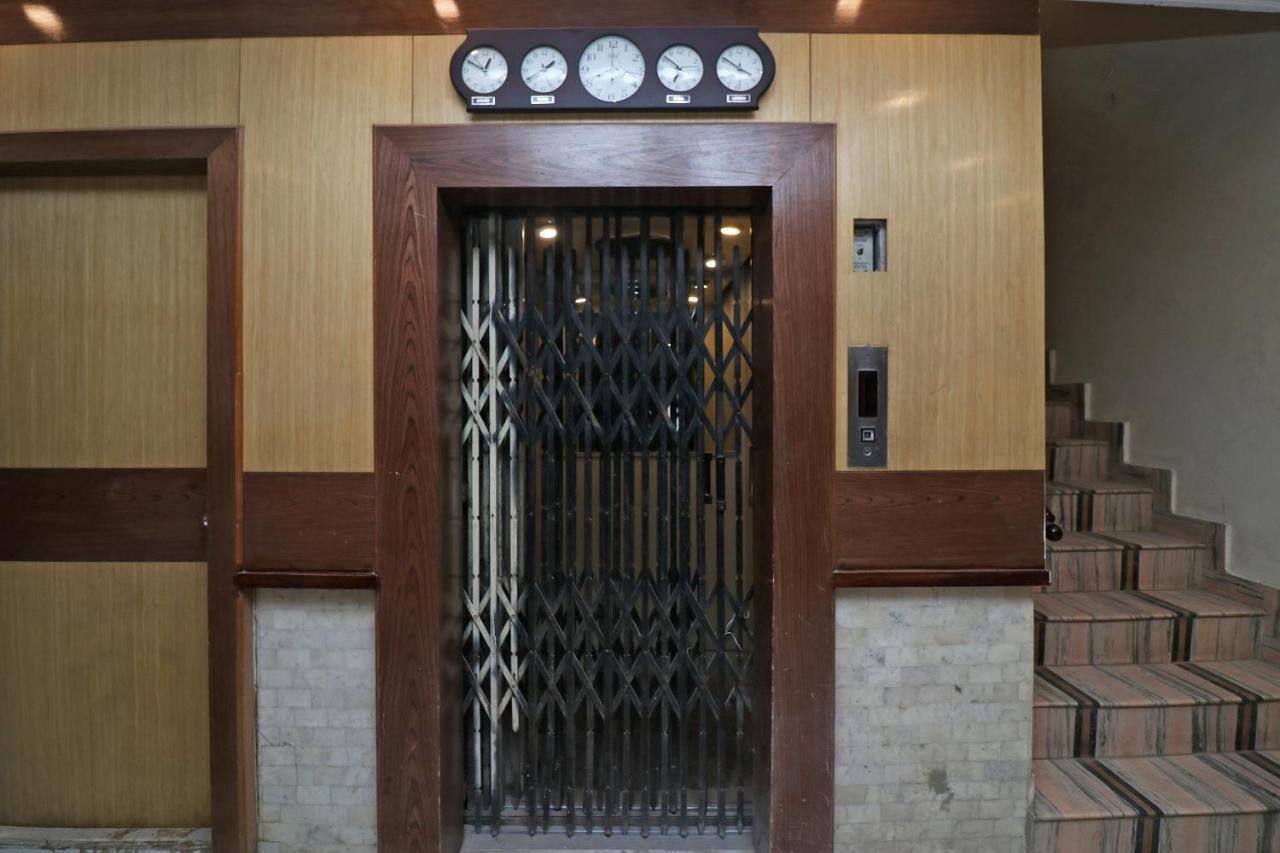 Готель Oyo Flagship 19301 Mezbaan International Naka Hindola Лакхнау Екстер'єр фото
